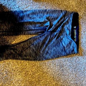 Victoria secret sport workout leggings.